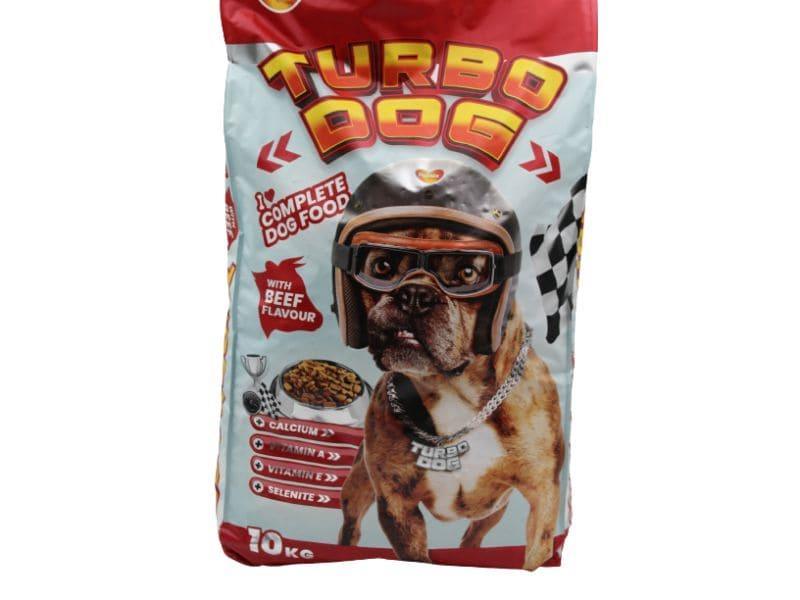 Turbo Dog complete dog food bag with beef flavor, featuring a dog wearing goggles and helmet, 10kg