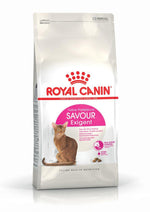 Royal Canin Feline Preference Savour Exigent dry cat food bag with sitting brown cat image