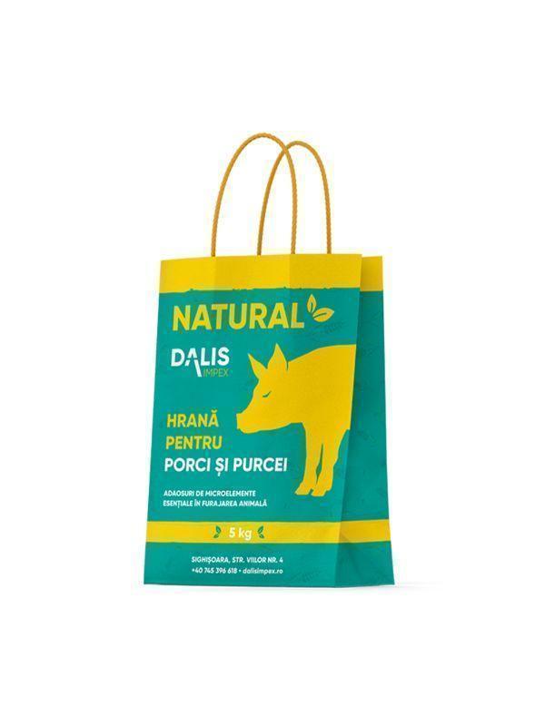 Natural pig and piglet feed bag 5kg by Dalis Impex with yellow pig graphic
