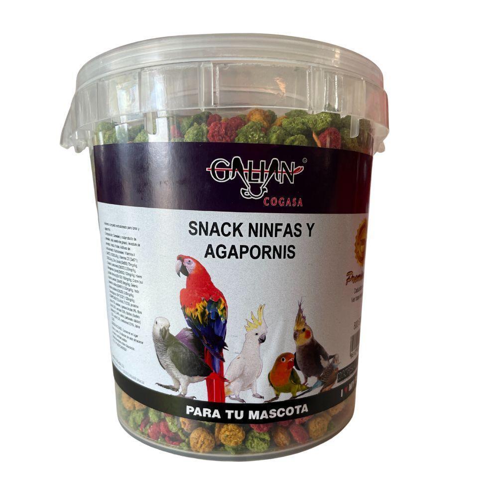 Gallan Cogasa colorful snack pellets for cockatiels and lovebirds in transparent container