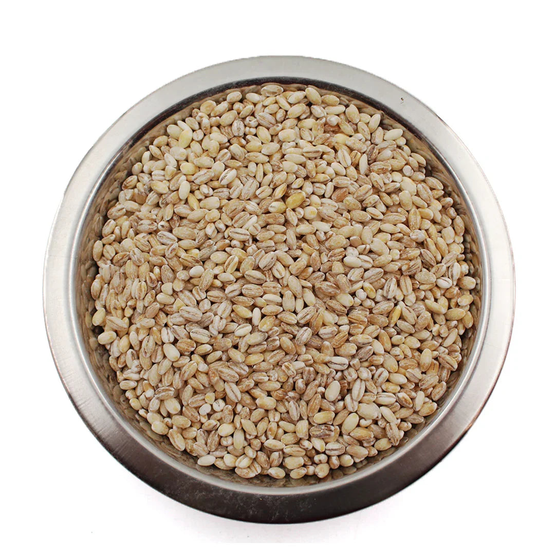 Orz decorticat pentru hrana păsărilor și animalelor